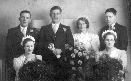 Wedding of Alice Abbott and Norman Cooper 1937 L-R: Elizabeth (Betty), Norman, Alice, Anne