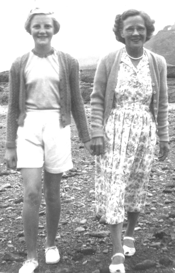 Anne Abbott and niece Norma, 1955