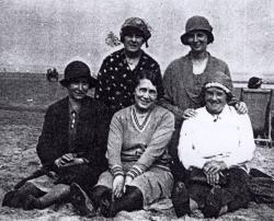 Henderson girls